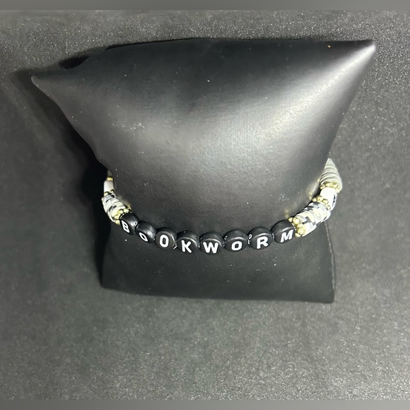 Bookworm Heishi Bracelet - Picture 2 of 7